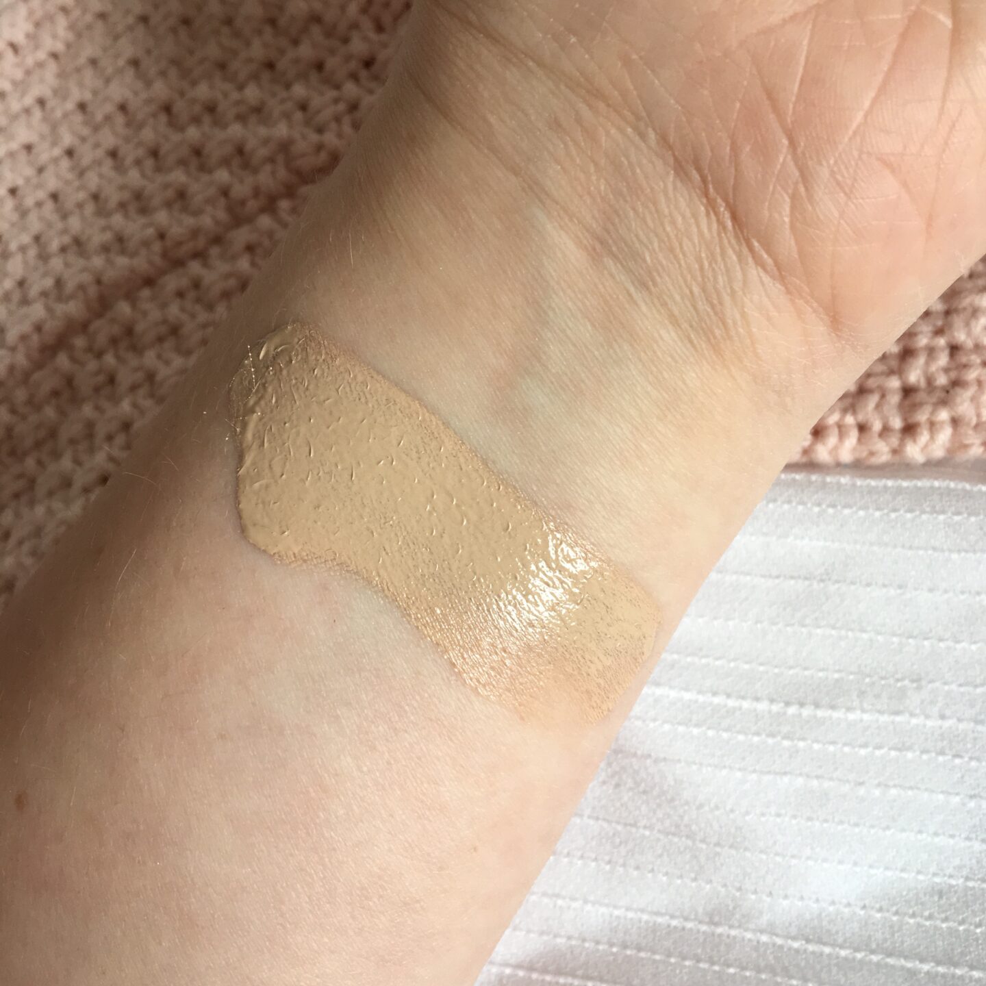 Rimmel Lasting Finish Foundation Review | Swatch