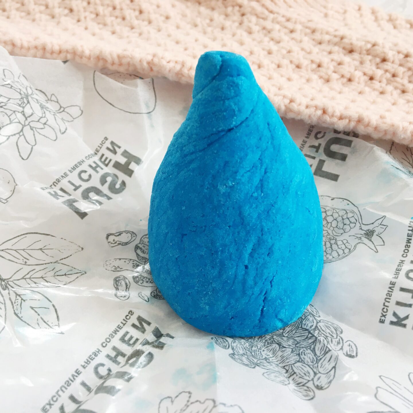 Lush Temple of Truth Bubble Bar