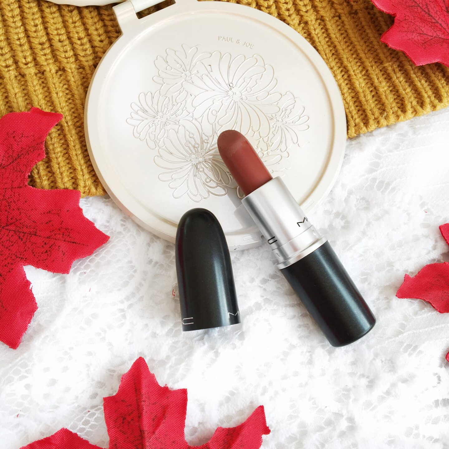 Lipsticks I Have Been Wearing in Autumn | MAC Whirl