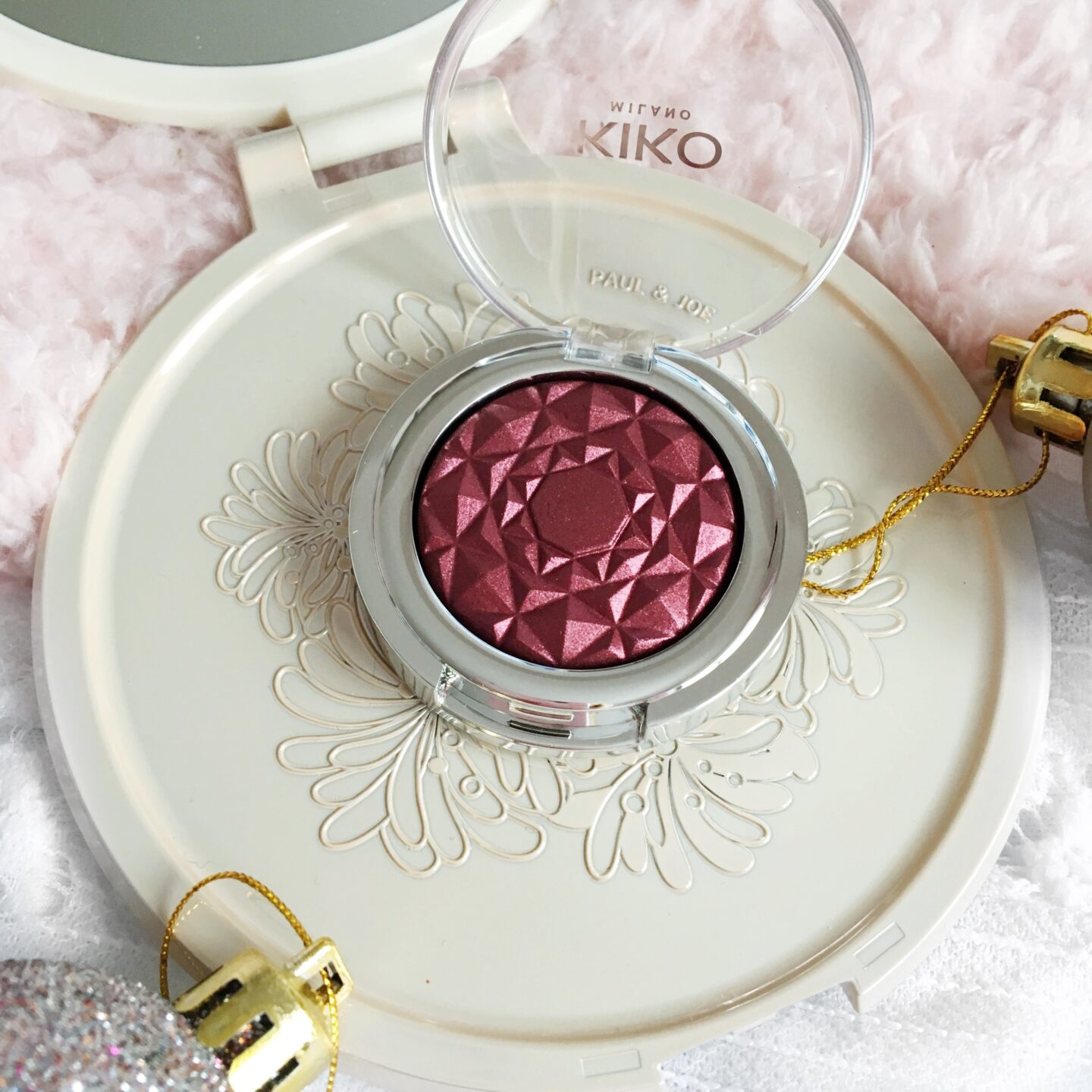 Kiko burgundy eyeshadow