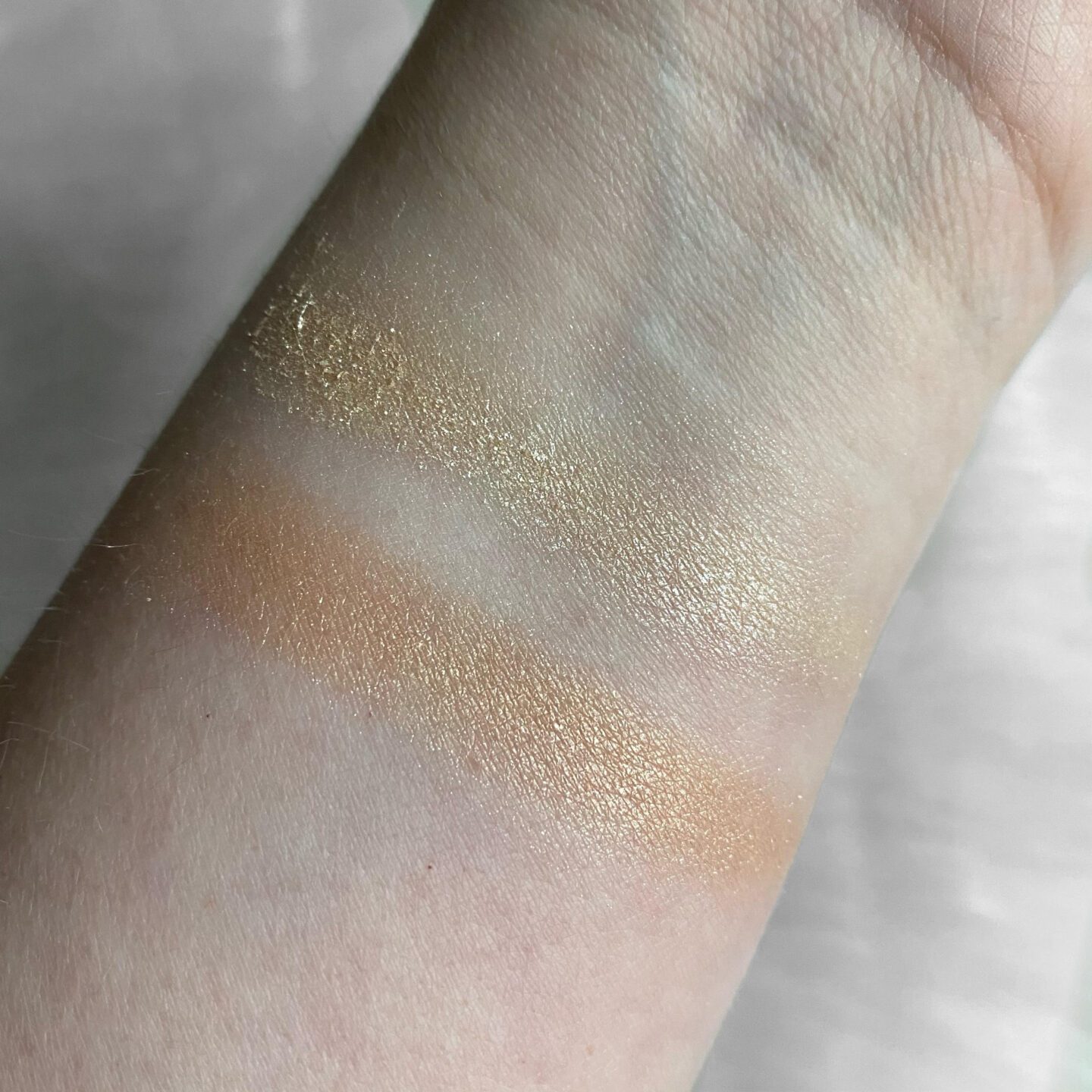 Jolie Beauty highlighter swatches