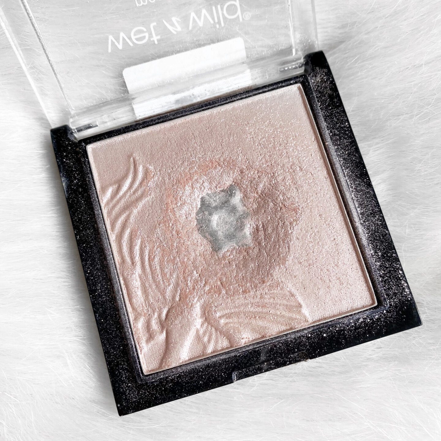 Wet n Wild Blossom Glow highlighter