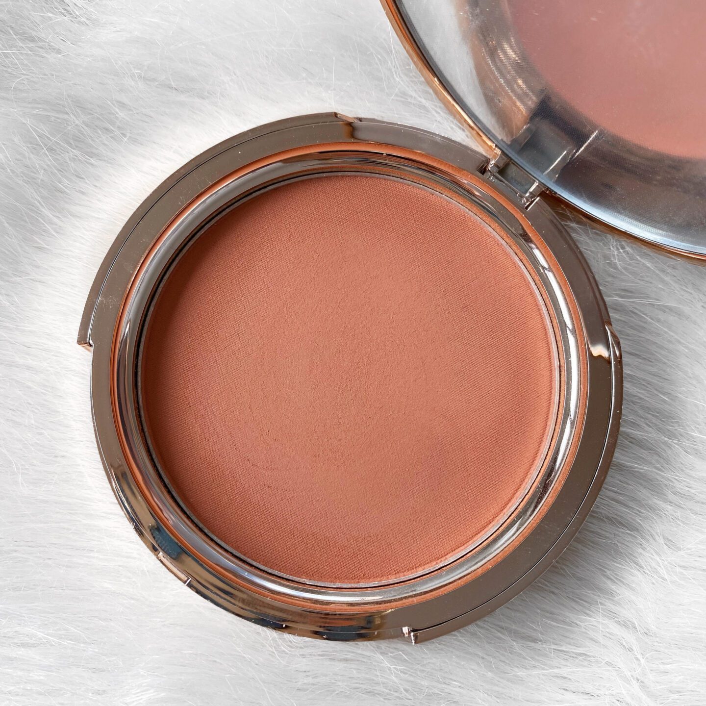 Jolie Beauty blush in Flushed 