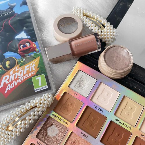 september favourites 2021 | eyeshadow palette, lipgloss, nintento, eyeshadow pot